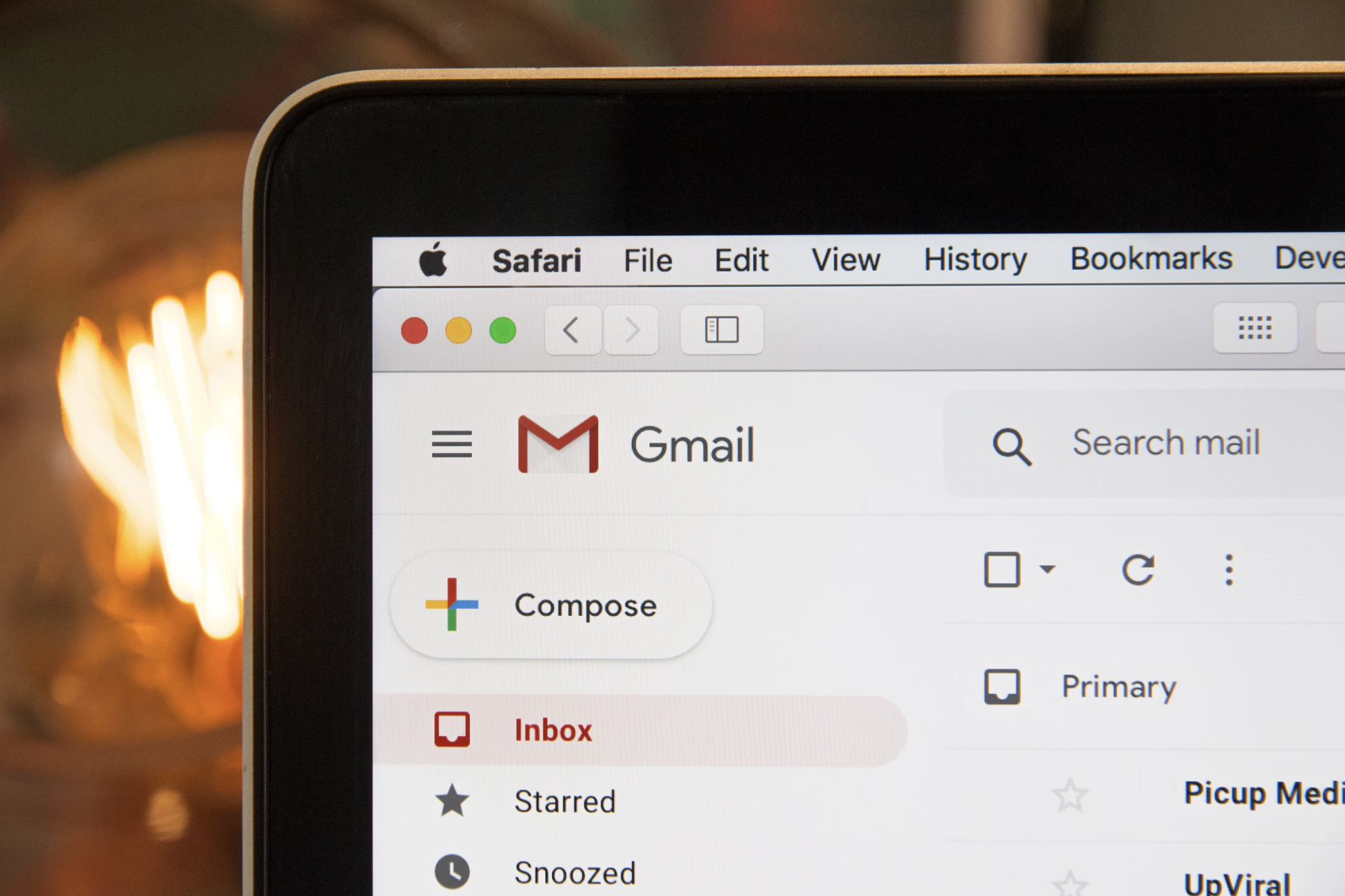 Gmail アプリ