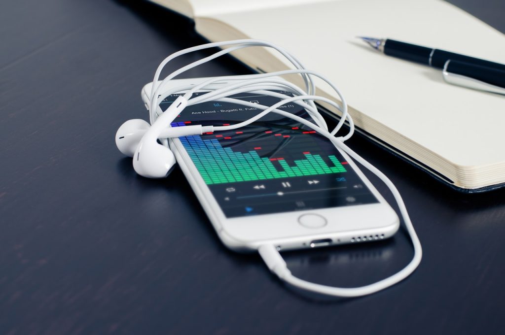 Iphoneでハイレゾを聴く方法 おすすめ機器と無料再生アプリ Iphone格安sim通信