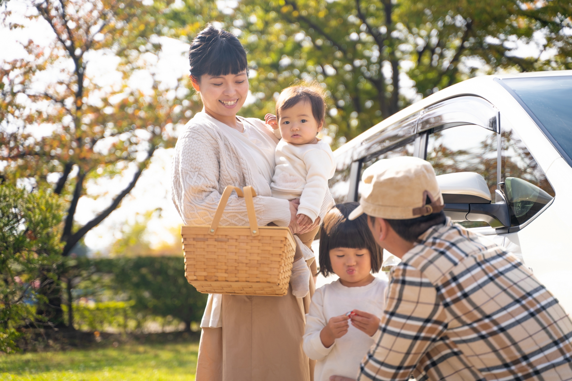 ワイモバイルの家族割について徹底解説！申し込み方法・必要書類も紹介