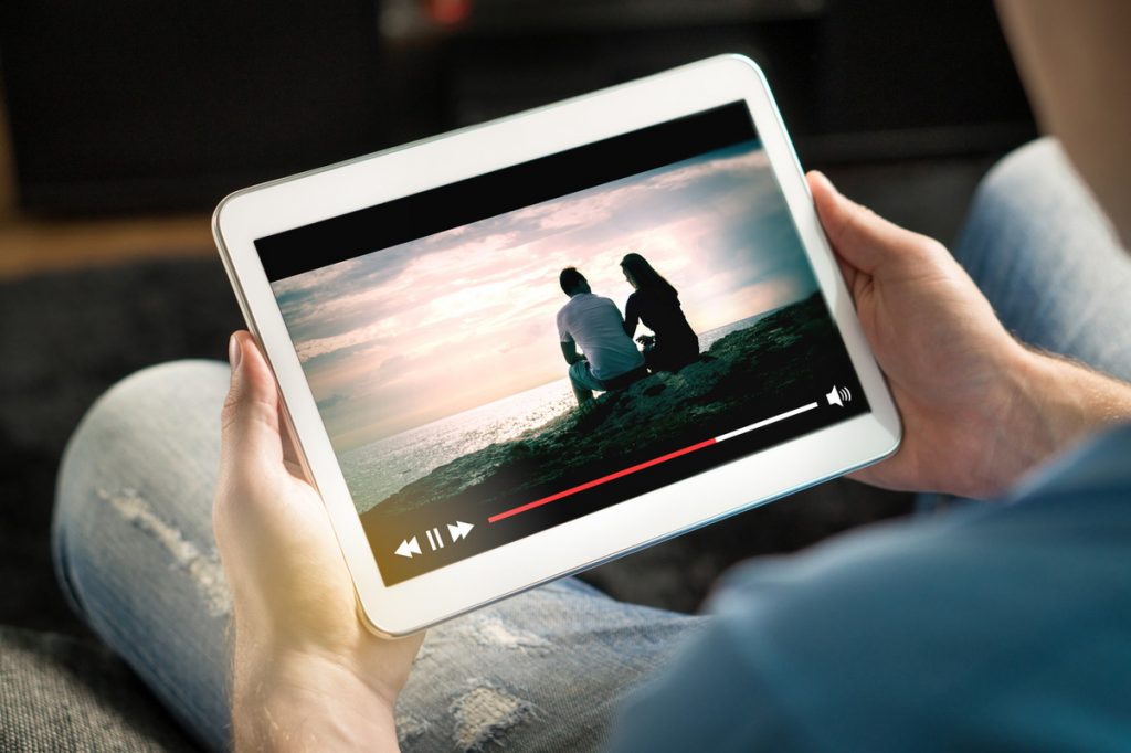 U-NEXTの動画ダウンロード方法|解約後も視聴できる?期限はいつまで?保存先の変更方法
