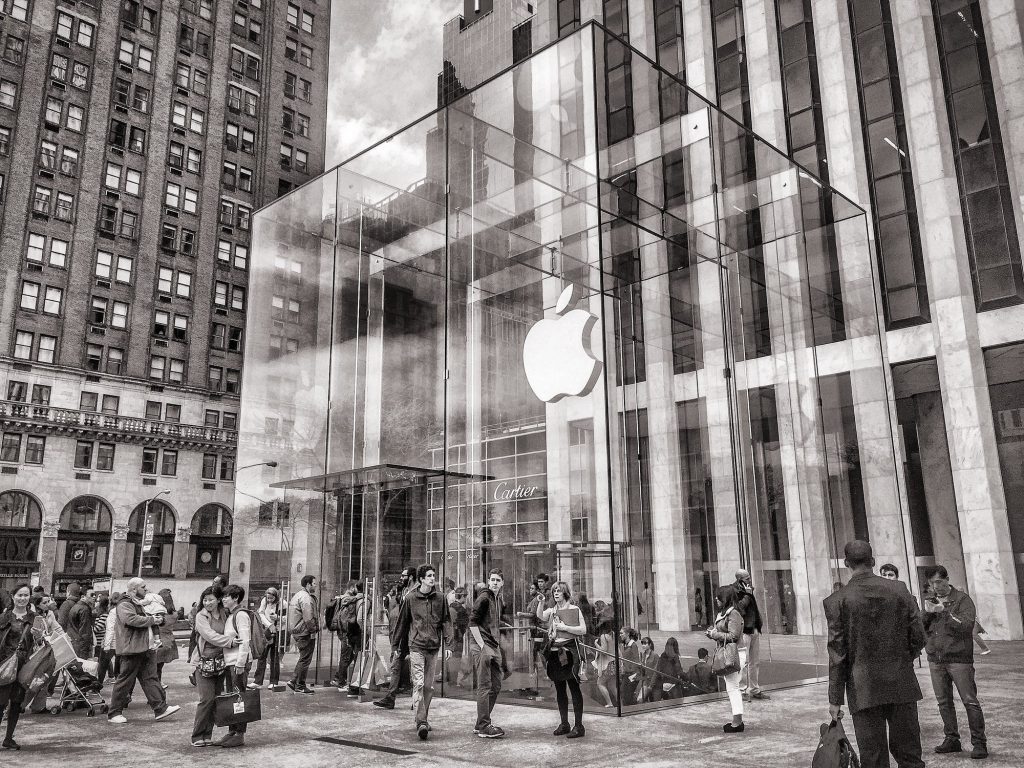 Apple、米国で240万件の雇用創生に貢献したと発表