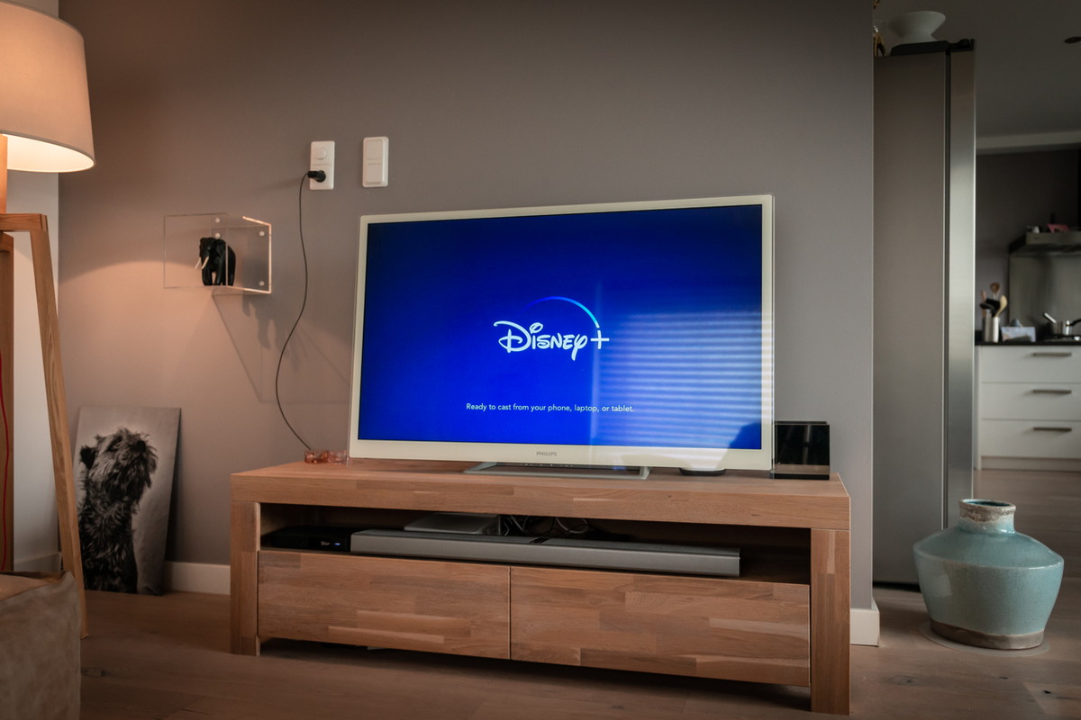 Disney+ (ディズニープラス)はPS4で視聴できない？解決策としてテレビで見る方法も紹介