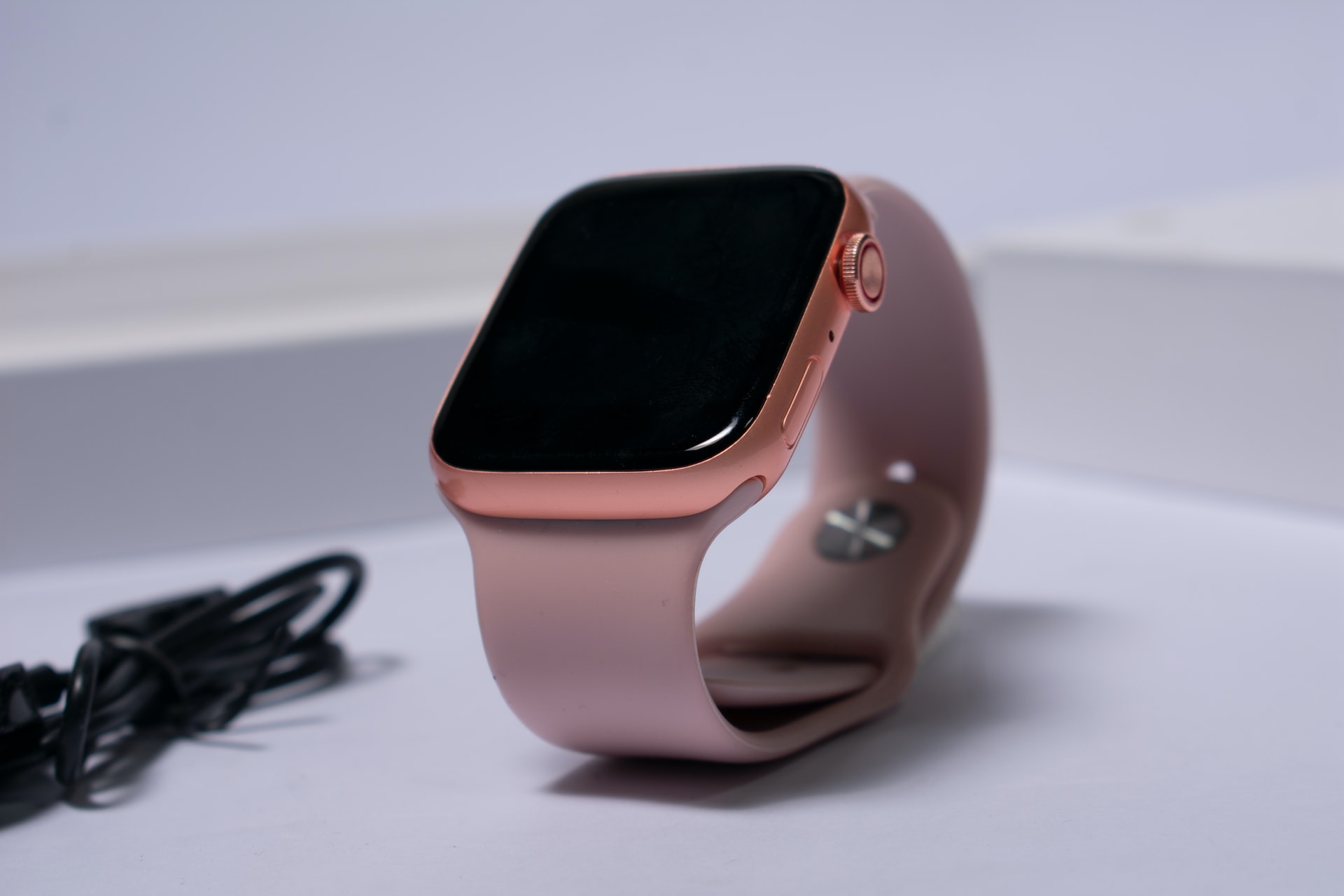 最大93％オフ！ アップルウォッチ Apple Watch クリアカバー 44㎜ 全面保護
