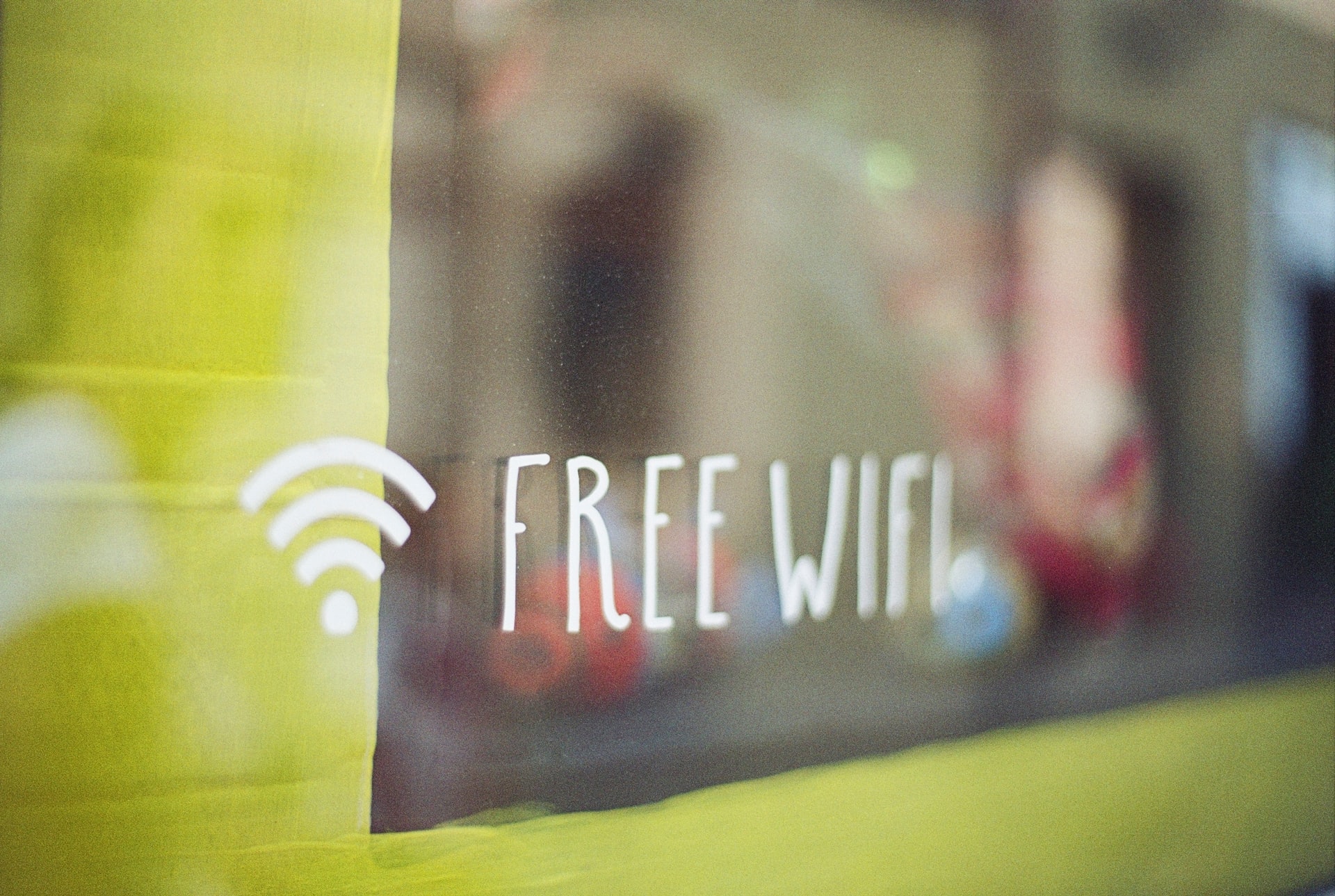 [2023年最新]1ヶ月だけ使えるポケットWiFiおすすめ10社比較！安い・無制限に使える