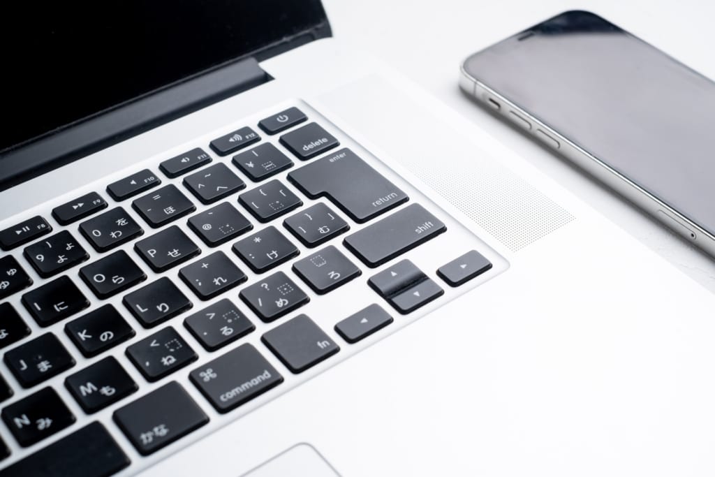 無制限モバイルルーターに接続したスマホとPC